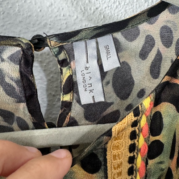 Bl^nk London leopard blouse embroidered size small - Picture 3 of 7